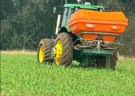 Aplicação de Nitrogênio na fazenda de Ricardo Vigano